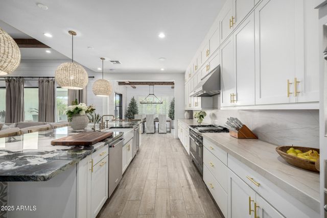 6624 S LAS SETAS Street, Gilbert, AZ 85298