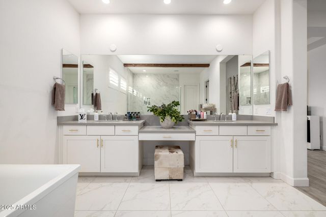 6624 S LAS SETAS Street, Gilbert, AZ 85298