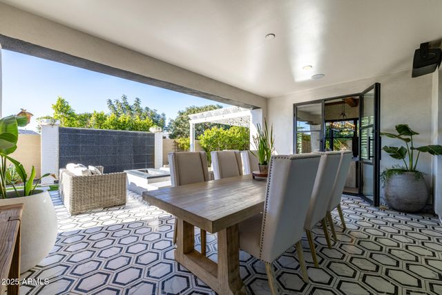 6624 S LAS SETAS Street, Gilbert, AZ 85298