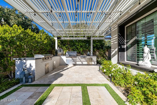 6624 S LAS SETAS Street, Gilbert, AZ 85298