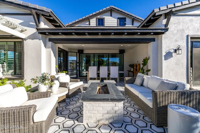 6624 S LAS SETAS Street, Gilbert, AZ 85298