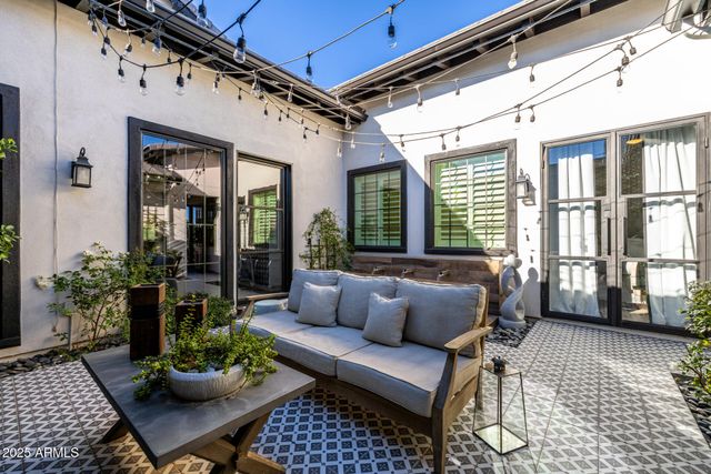 6624 S LAS SETAS Street, Gilbert, AZ 85298