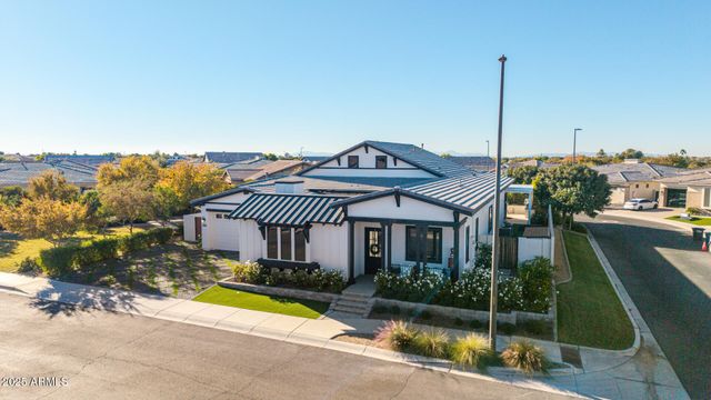 6624 S LAS SETAS Street, Gilbert, AZ 85298