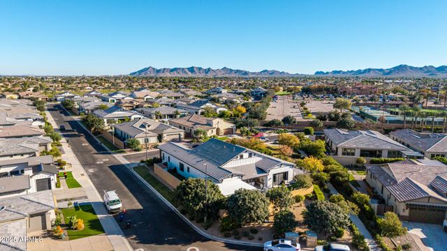 6624 S LAS SETAS Street, Gilbert, AZ 85298