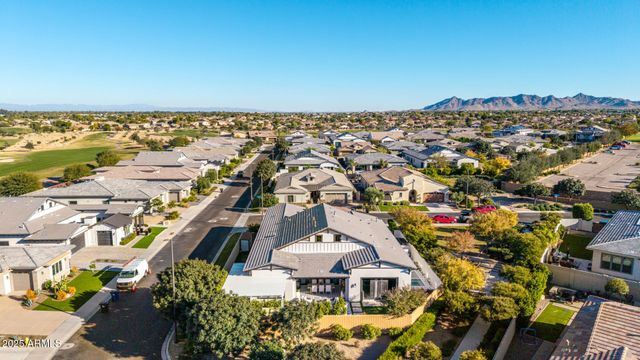 6624 S LAS SETAS Street, Gilbert, AZ 85298