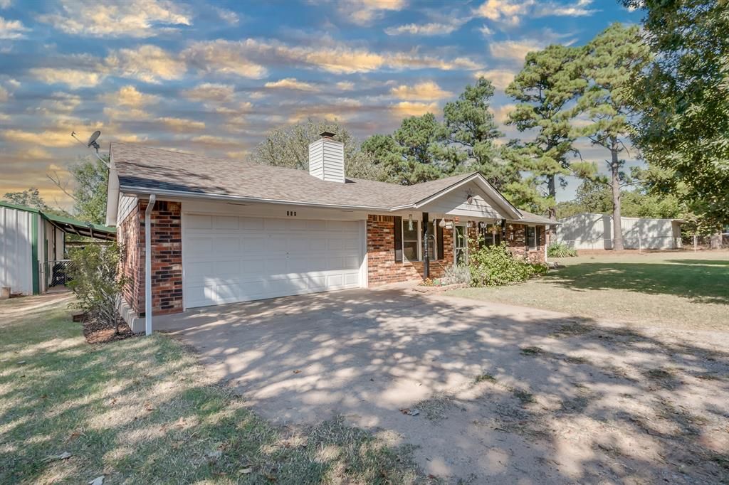 118 Connolly Drive, Mcloud, OK 74851