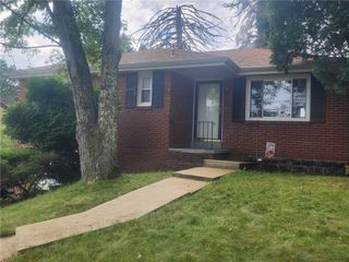 4721 Tomer Dr, Murrysville, PA 15668