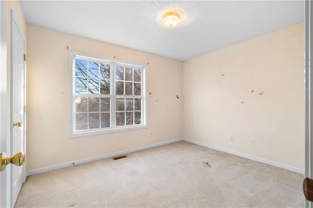 28 Greatwood Drive, White, GA 30184