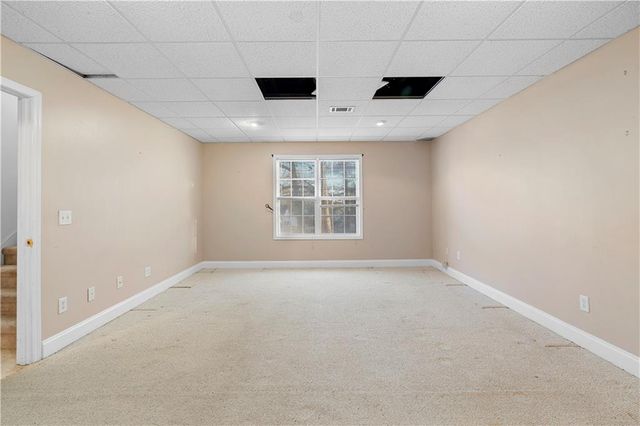 28 Greatwood Drive, White, GA 30184