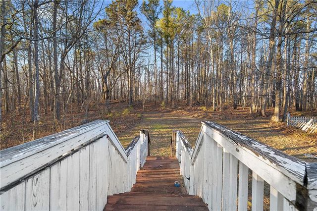 28 Greatwood Drive, White, GA 30184