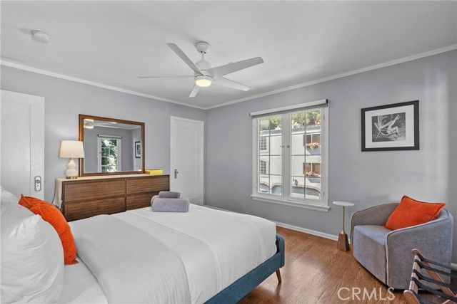 6920 Camrose Drive, Los Angeles, CA 90068