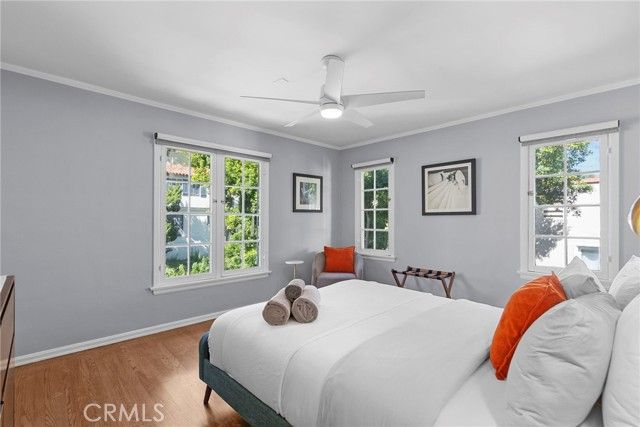 6920 Camrose Drive, Los Angeles, CA 90068