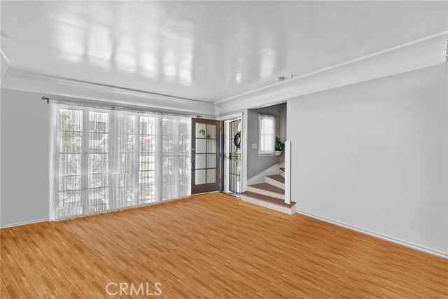 6920 Camrose Drive, Los Angeles, CA 90068