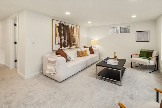4331 NE 57th Street, Seattle, WA 98105