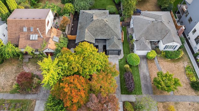 4331 NE 57th Street, Seattle, WA 98105