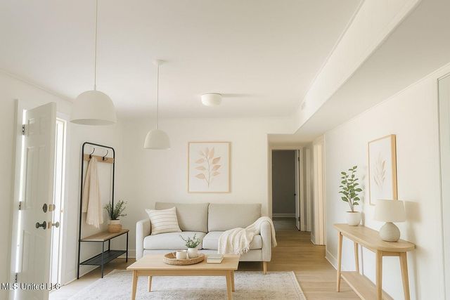 2725 Charleston Drive, Jackson, MS 39212