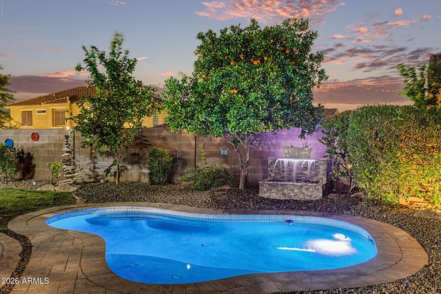 12573 W BLACKSTONE Lane, Peoria, AZ 85383