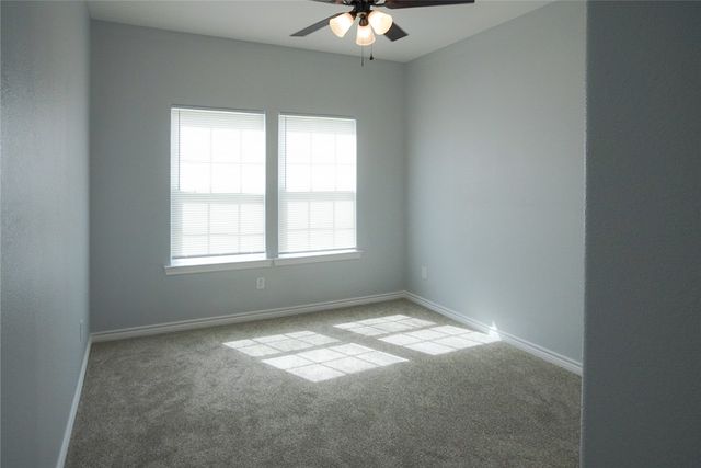 816 West Chase Street, Navasota, TX 77868