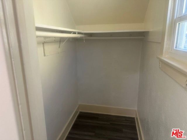 5850 Arlington Avenue, Los Angeles, CA 90043