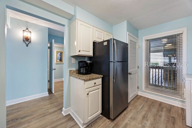 21 S Forest Beach Dr Apt 102, Hilton Head Island, SC 29928