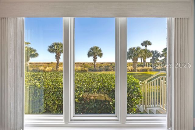 21 S Forest Beach Dr Apt 102, Hilton Head Island, SC 29928