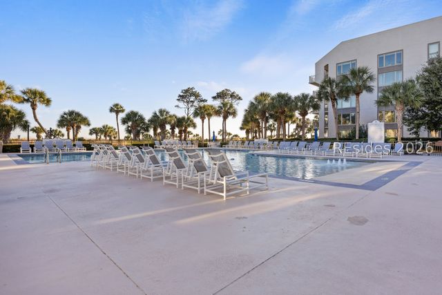 21 S Forest Beach Dr Apt 102, Hilton Head Island, SC 29928