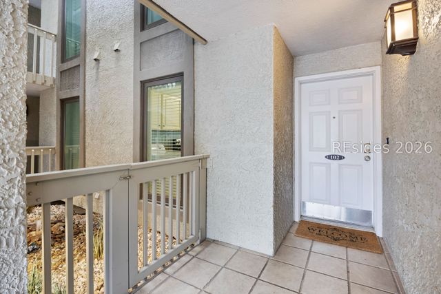 21 S Forest Beach Dr Apt 102, Hilton Head Island, SC 29928