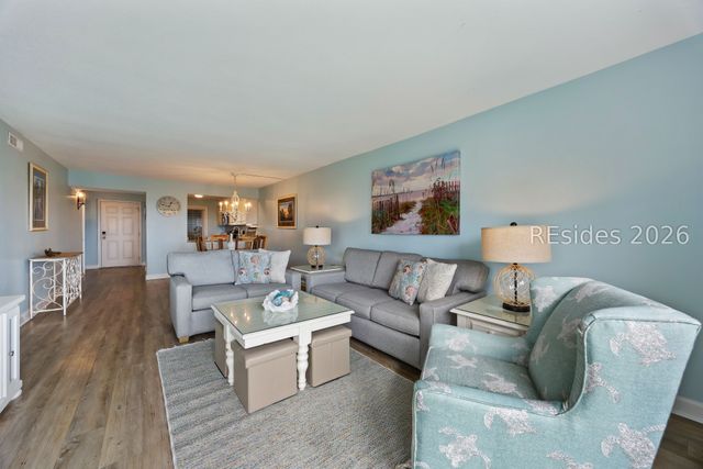 21 S Forest Beach Dr Apt 102, Hilton Head Island, SC 29928