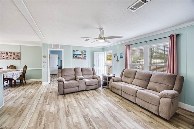 7638 Peyraud DR, North Fort Myers, FL 33917