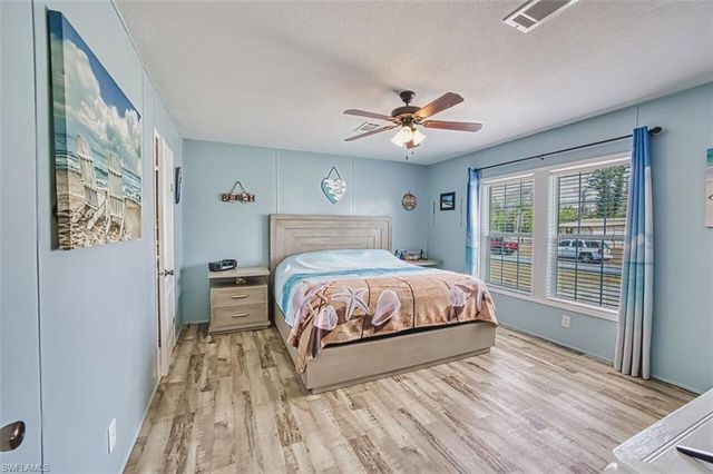 7638 Peyraud DR, North Fort Myers, FL 33917