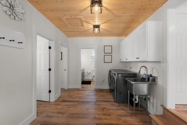 1447 W Beaverdam Rd, Centerville, TN 37033