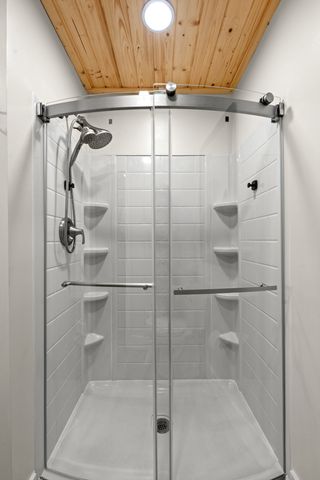 1447 W Beaverdam Rd, Centerville, TN 37033