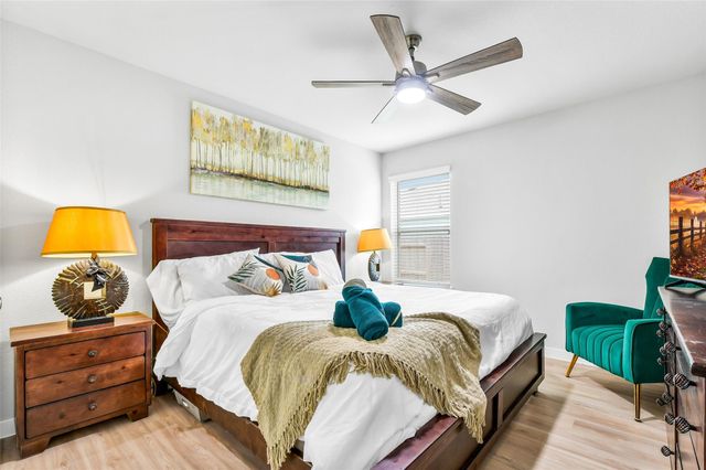 26268 Astral Way, La Marque, TX 77568