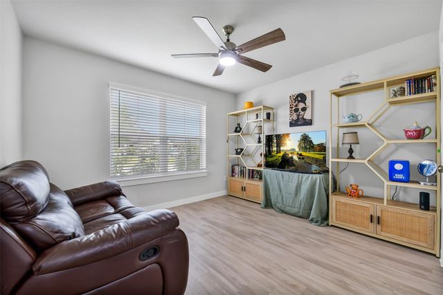 26268 Astral Way, La Marque, TX 77568