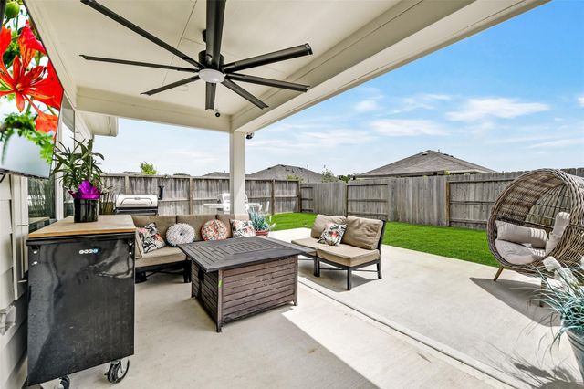 26268 Astral Way, La Marque, TX 77568