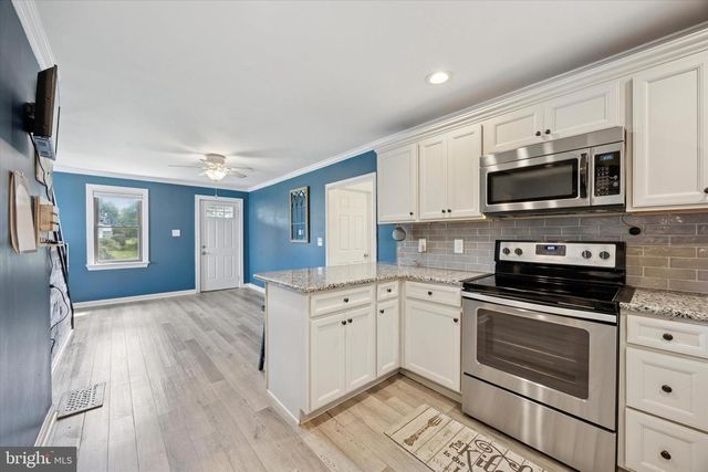 2648 OGDEN AVE, Upper Chichester, PA 19061