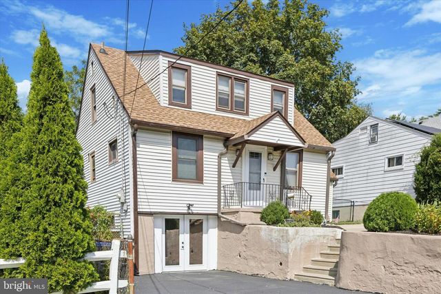 2648 OGDEN AVE, Upper Chichester, PA 19061