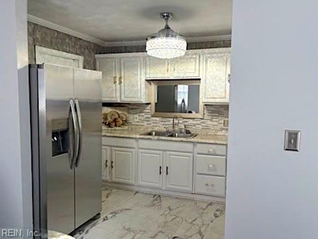 637 44th ST, Newport News, VA 23607