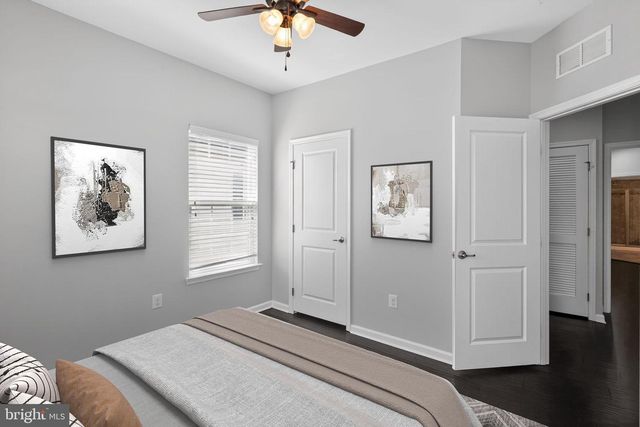 2526 BALDWIN CRES NE, Washington, DC 20018