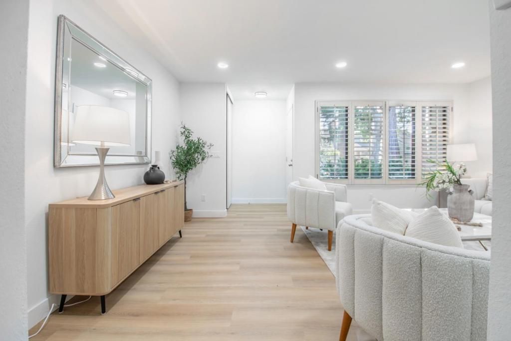 Image 10 of property listing at 628 Picasso Terrace, Sunnyvale, CA 94087