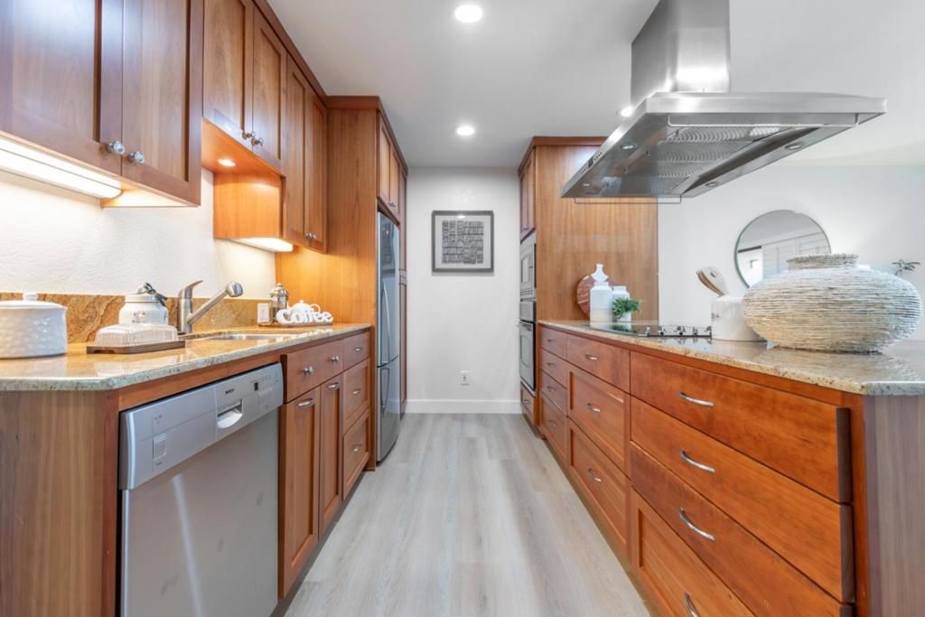 Image 14 of property listing at 628 Picasso Terrace, Sunnyvale, CA 94087