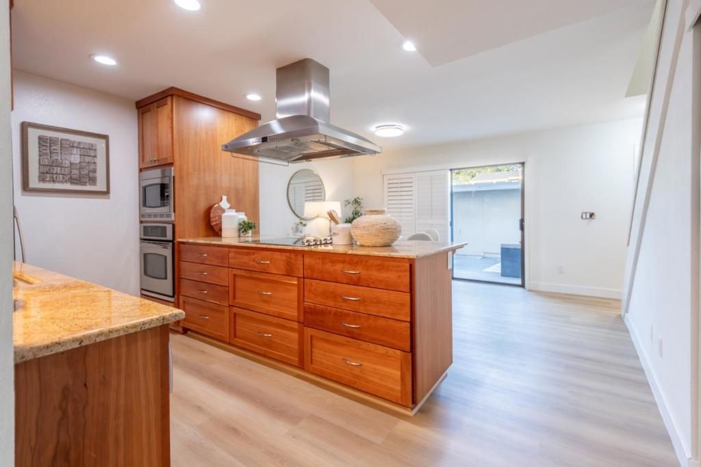 Image 20 of property listing at 628 Picasso Terrace, Sunnyvale, CA 94087