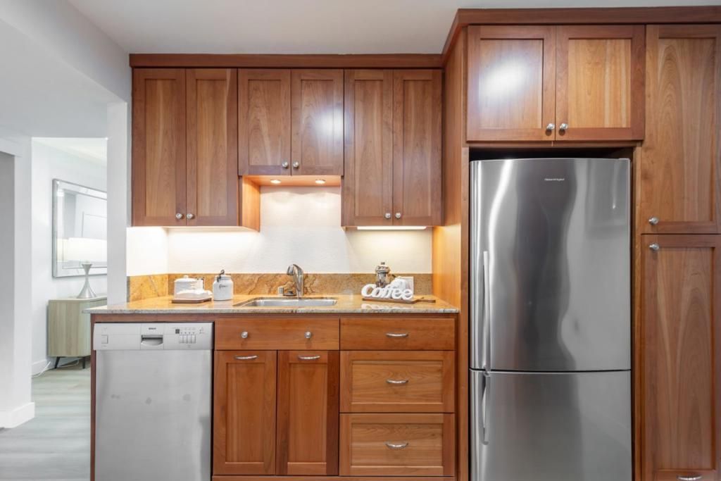 Image 22 of property listing at 628 Picasso Terrace, Sunnyvale, CA 94087