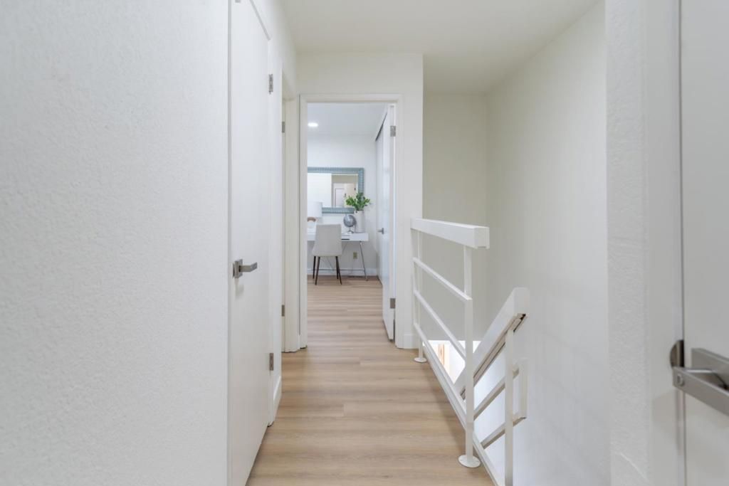 Image 29 of property listing at 628 Picasso Terrace, Sunnyvale, CA 94087