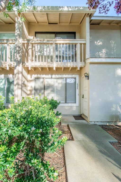Image 3 of property listing at 628 Picasso Terrace, Sunnyvale, CA 94087