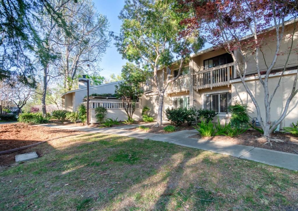 Image 4 of property listing at 628 Picasso Terrace, Sunnyvale, CA 94087