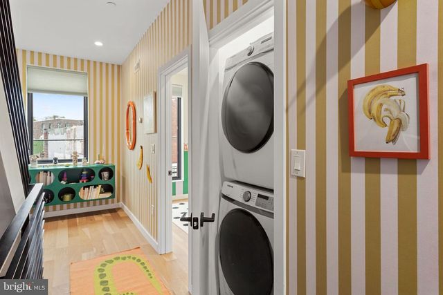 1232 LEOPARD ST, Philadelphia, PA 19125