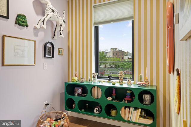 1232 LEOPARD ST, Philadelphia, PA 19125