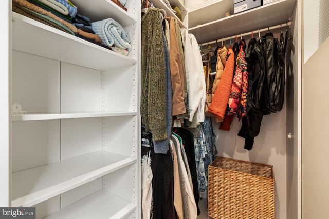 1232 LEOPARD ST, Philadelphia, PA 19125