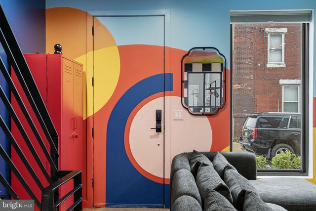 1232 LEOPARD ST, Philadelphia, PA 19125